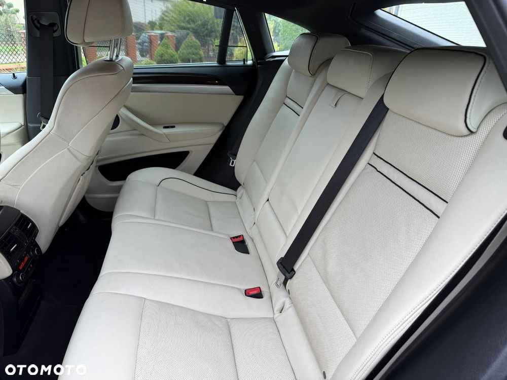 BMW X6 M50d - 33