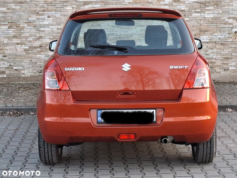 Suzuki Swift 1.3 Comfort - 26