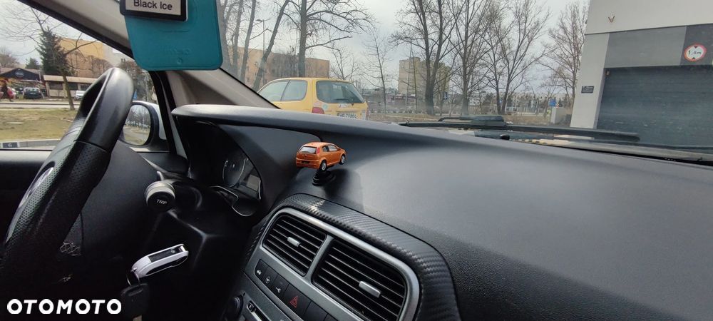 Fiat Grande Punto 1.4 8V - 10