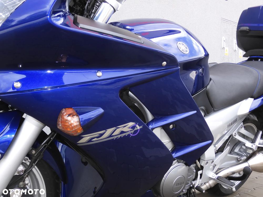 Yamaha FJR - 36