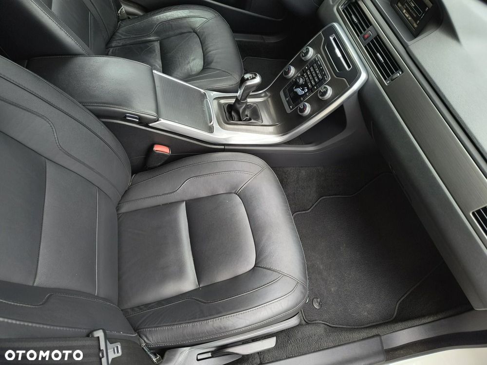 Volvo V70 D3 Drive-E Dynamic Momentum - 20