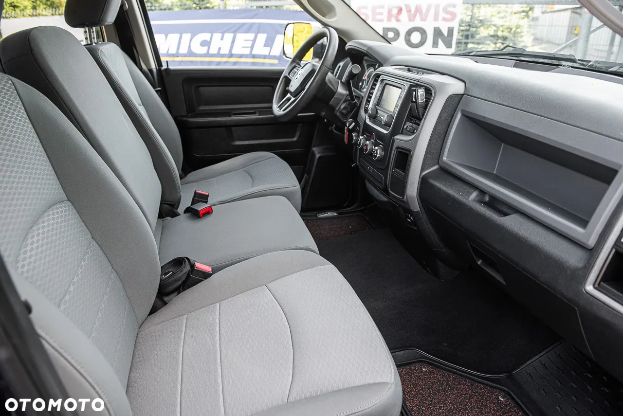Dodge RAM 1500 5.7 4x4 - 16