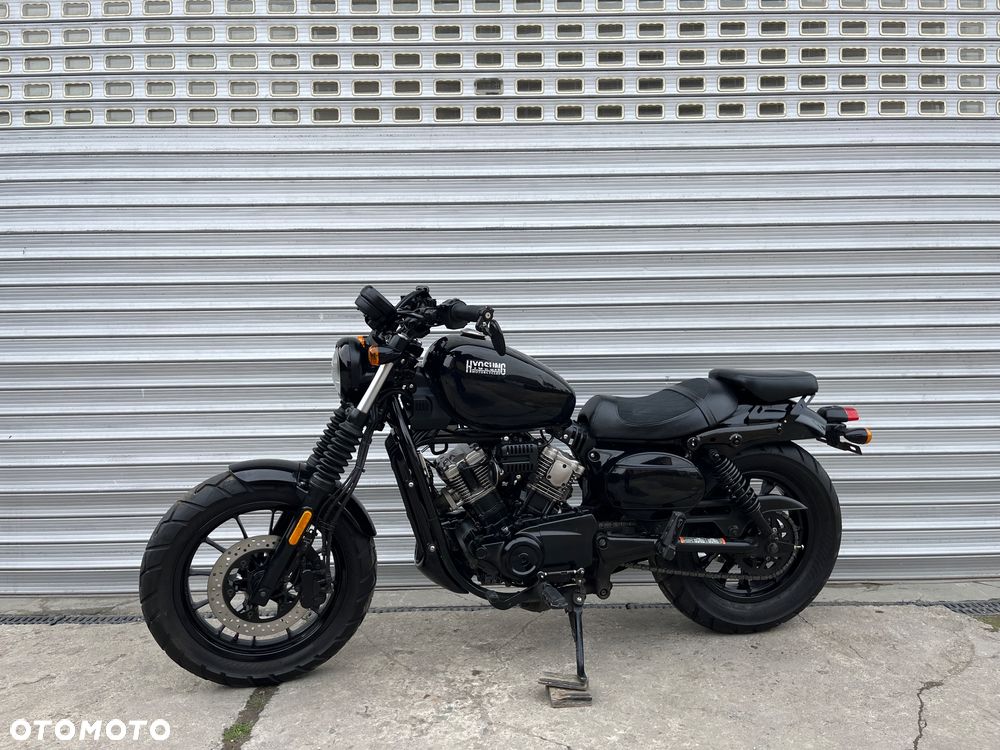 Hyosung GV - 4