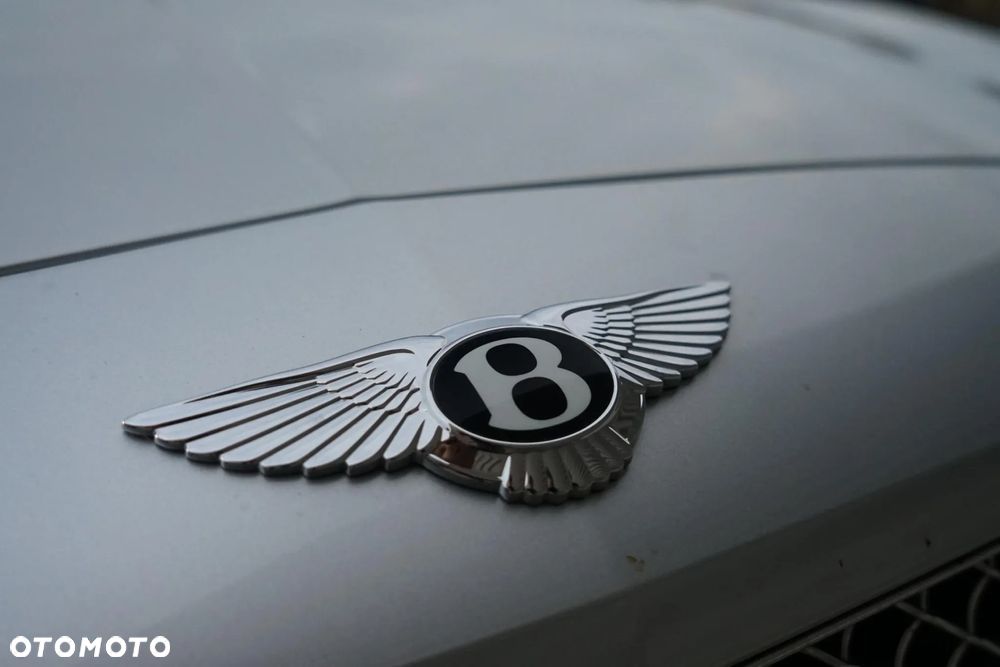 Bentley Continental GT W12 - 6