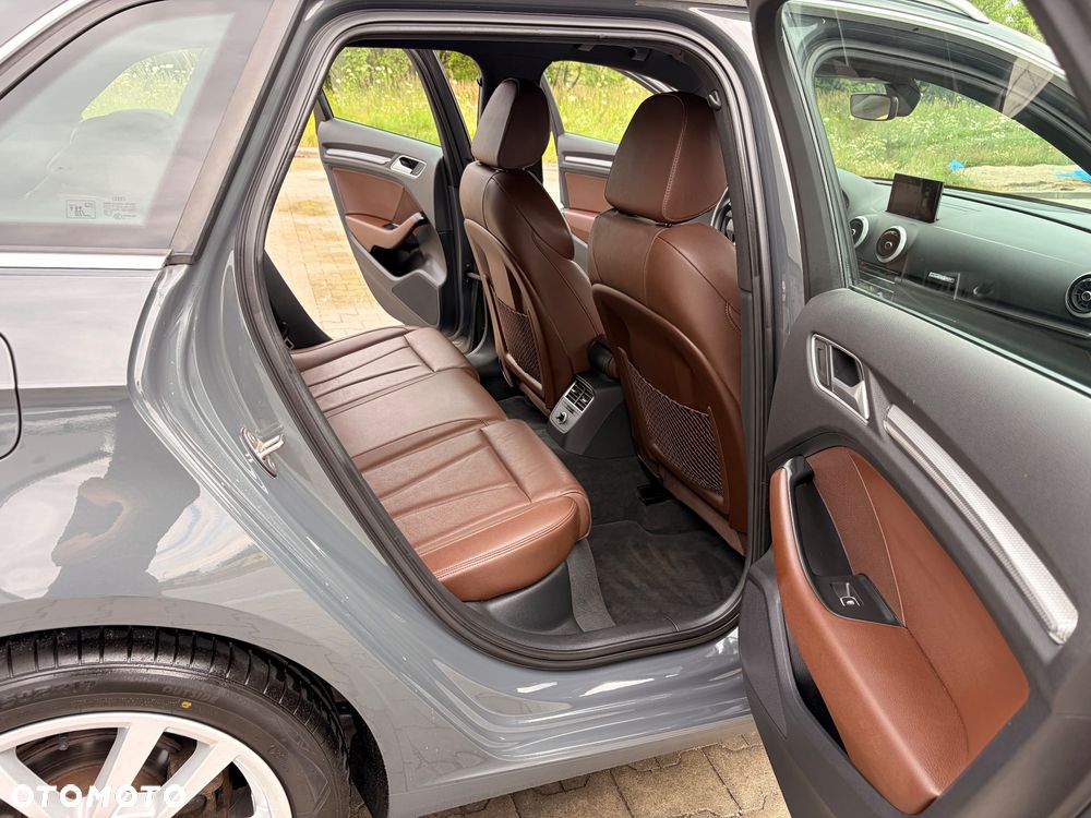 Audi A3 Sportback - 17