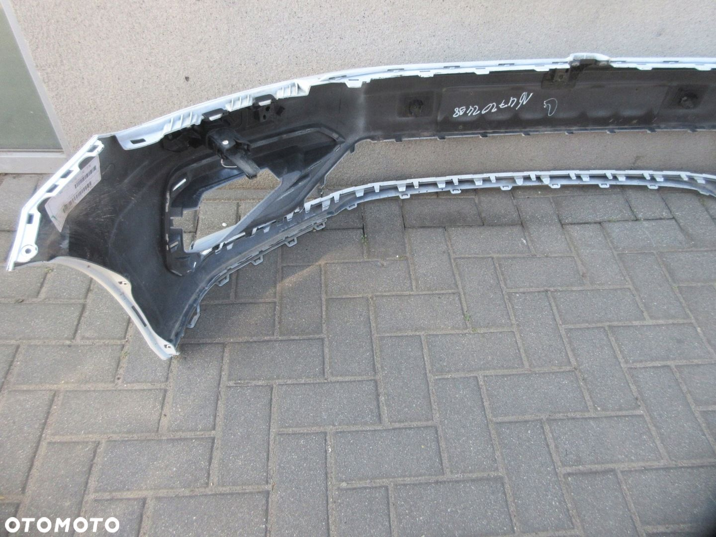 VW TOURAN 16 R-Line zderzak przód 5TA807221M - 5