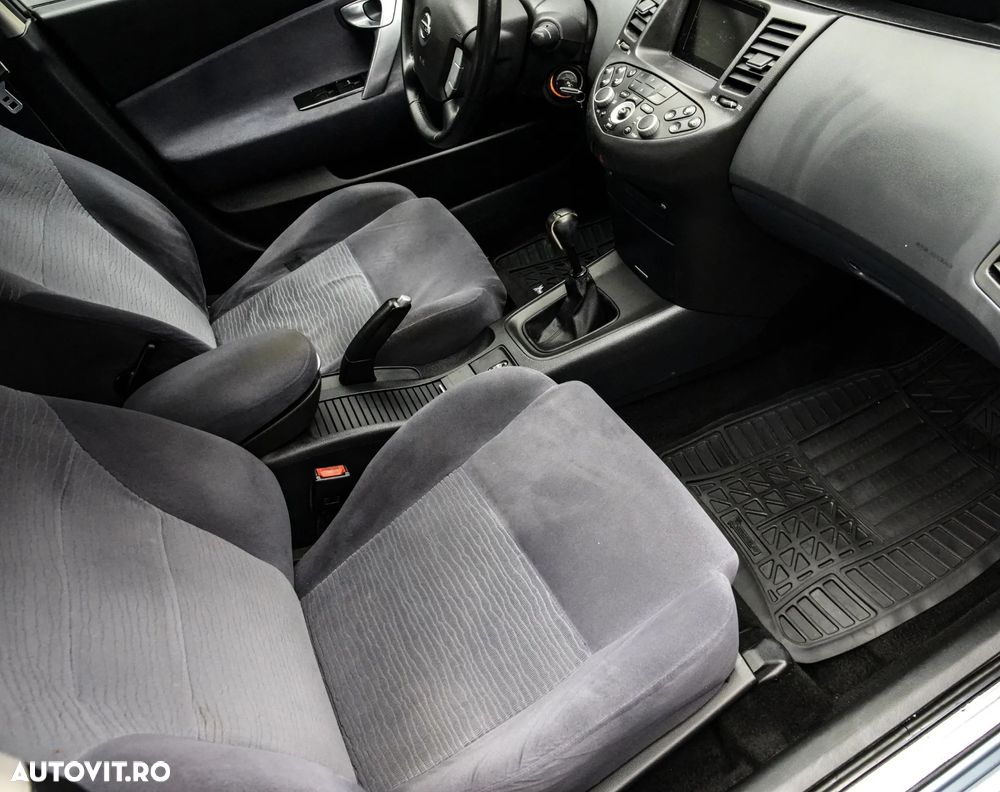 Nissan Primera 1.6 Visia - 12