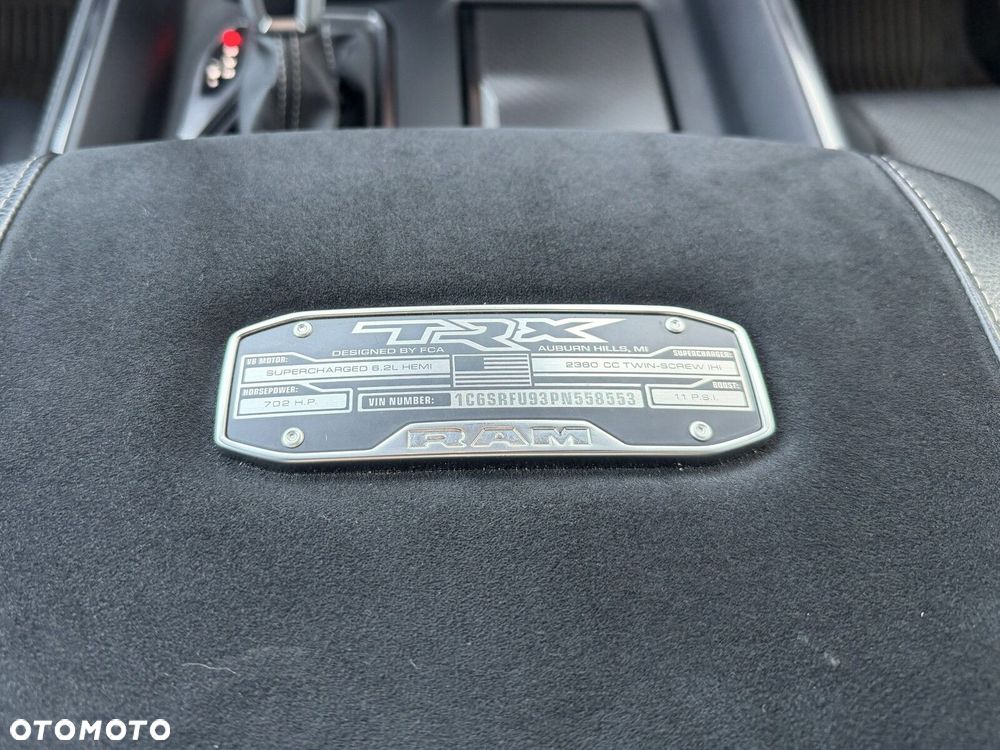 Dodge RAM - 26