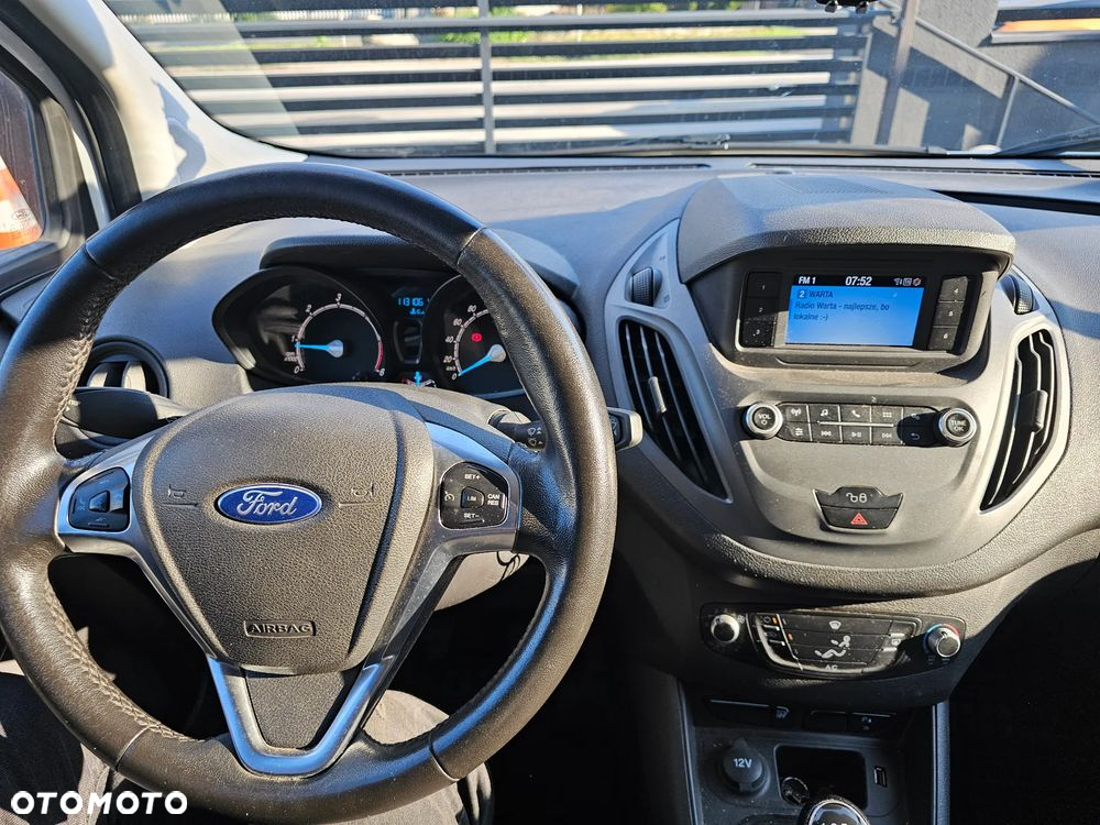 Ford Transit Courier - 7