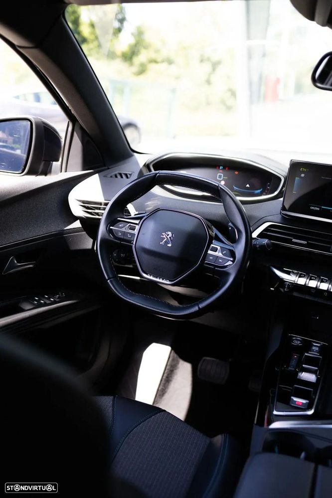 Peugeot 3008 1.6 Hybrid Allure Pack e-EAT8 - 3