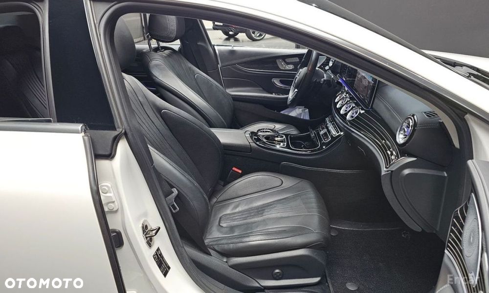 Mercedes-Benz CLS - 17