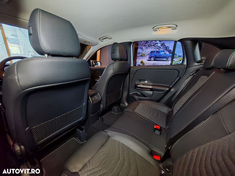 Mercedes-Benz GLA 180 MHEV - 11