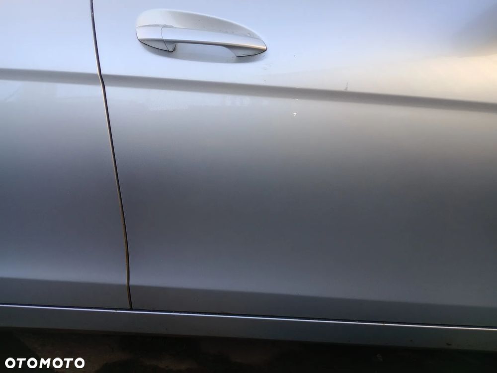 Drzwi przód/tył lewe/prawe Mercedes C klasa - 23