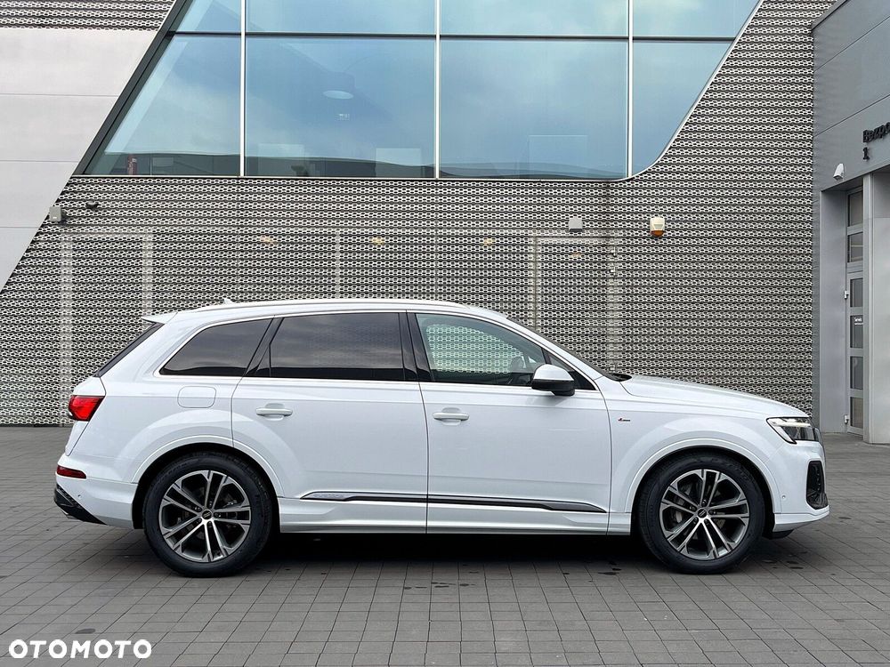 Audi Q7 - 1