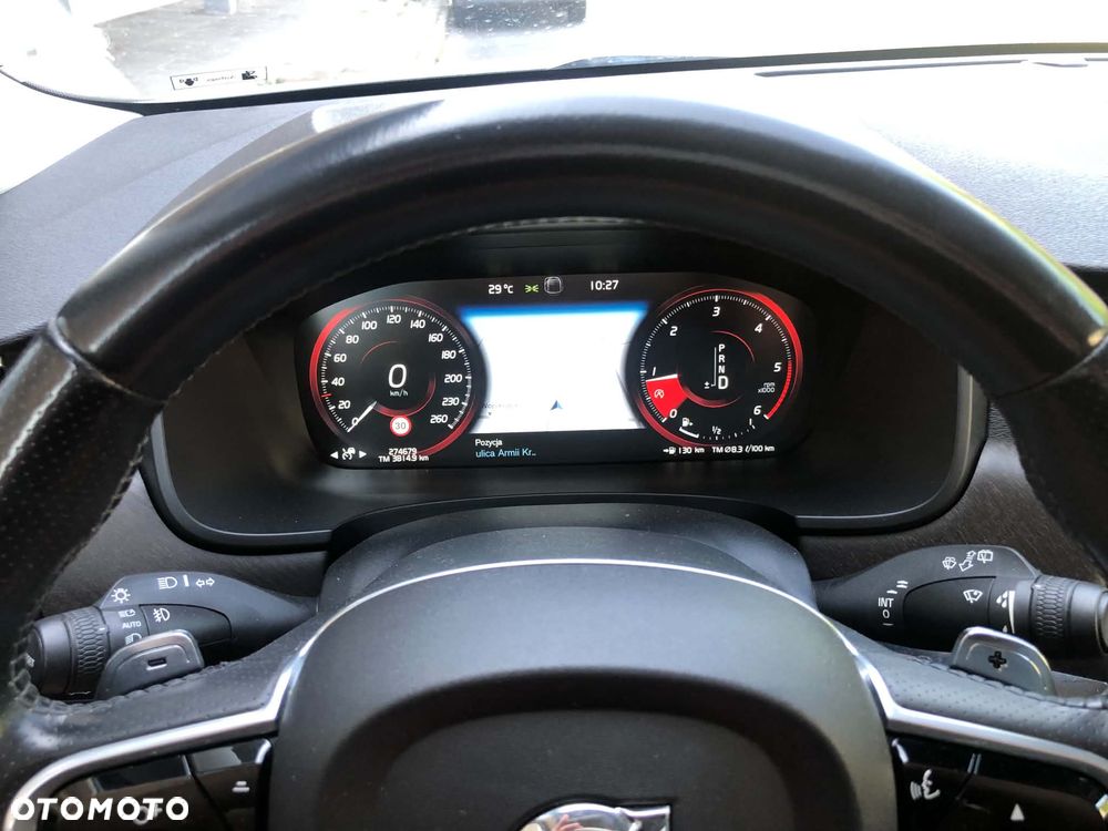 Volvo V90 Cross Country - 24