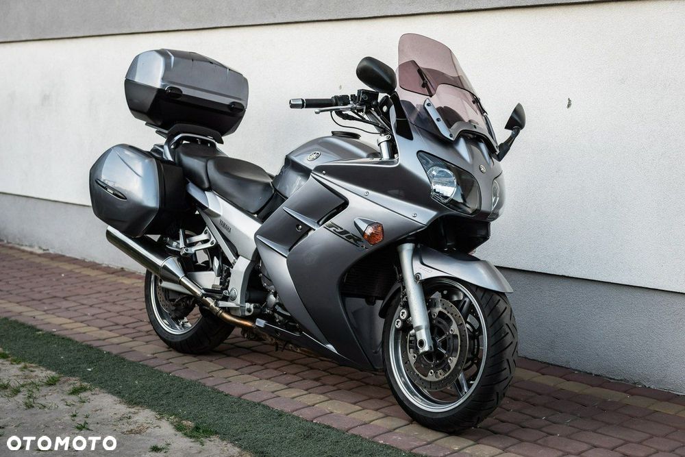 Yamaha FJR - 3