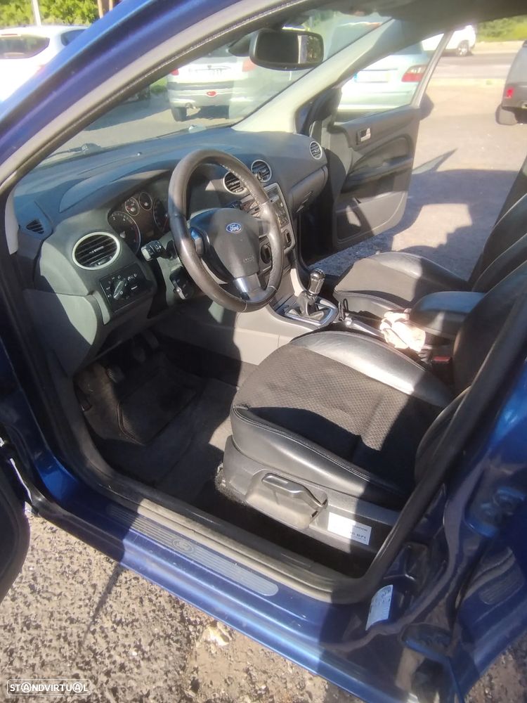 Ford Focus SW 1.6 TDCi Titanium - 12