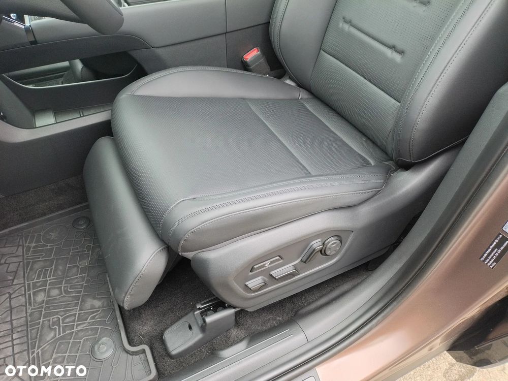 Hyundai Santa Fe 1.6 T-GDI HEV Calligraphy 4WD 6os - 12