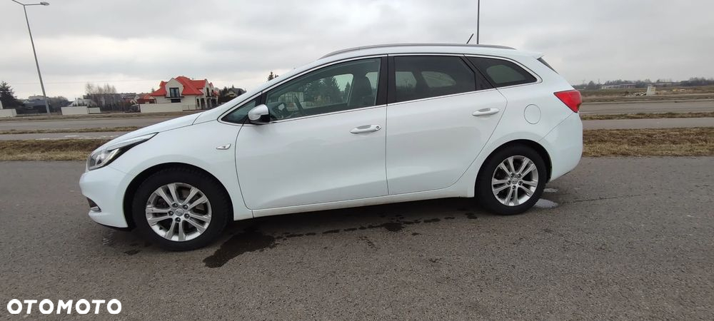 Kia Ceed Cee'd 1.6 GDI L Business Line - 18