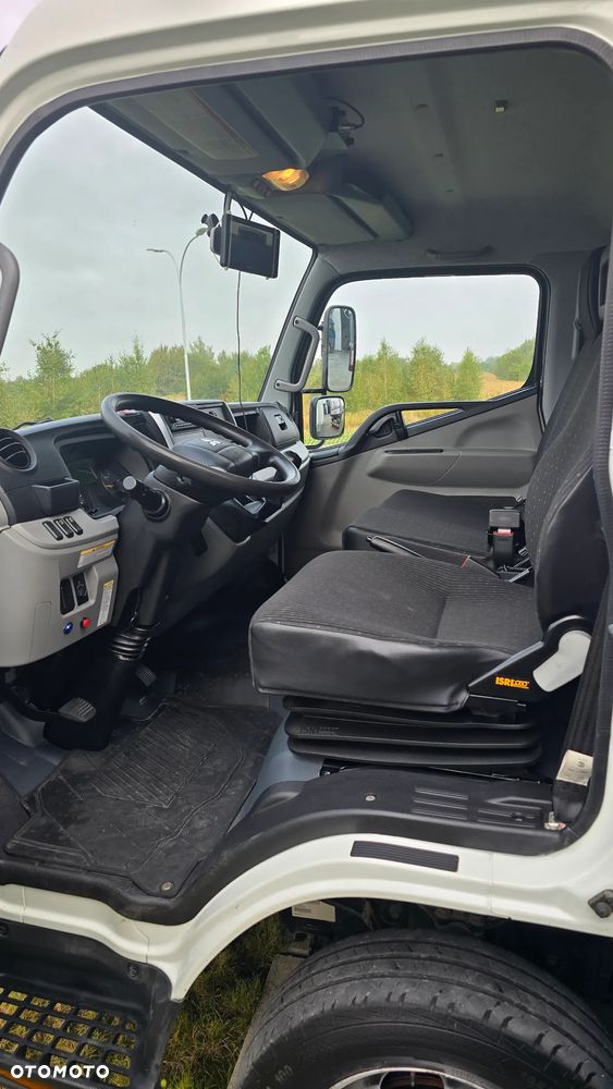 Mitsubishi Fuso Canter 3C15 - 7