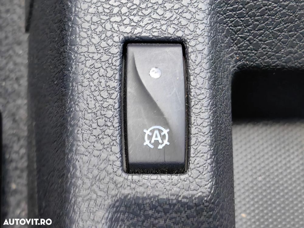 Dacia Logan 1.0 SCe Ambiance - 22