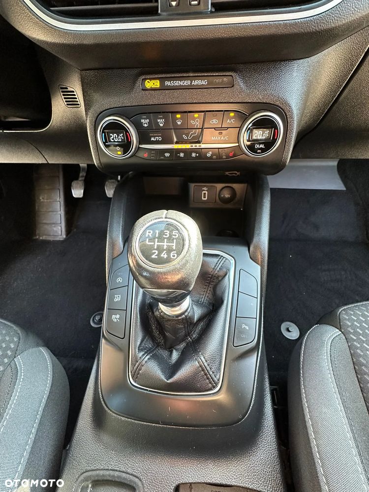 Ford Focus 1.5 EcoBlue STart-Stopp-System TITANIUM - 24