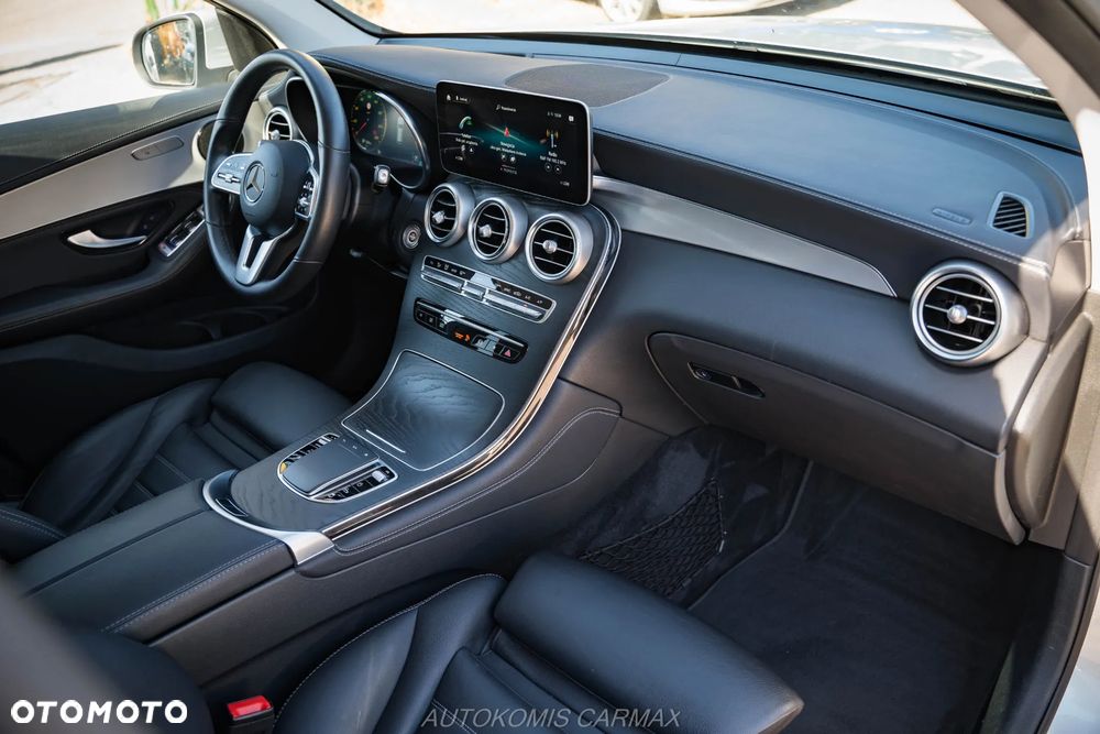 Mercedes-Benz GLC - 14