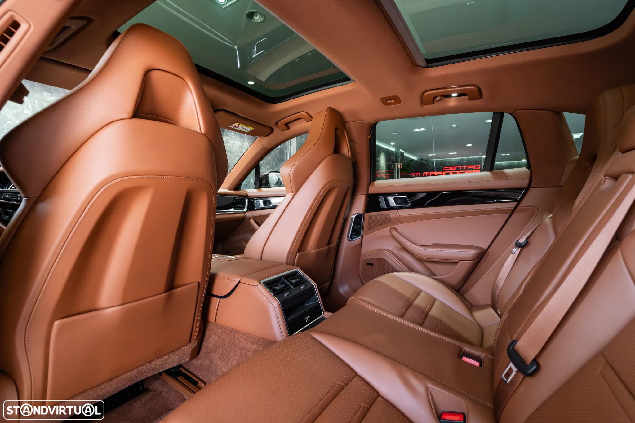 Porsche Panamera Sport Turismo 4S E-Hybrid - 28