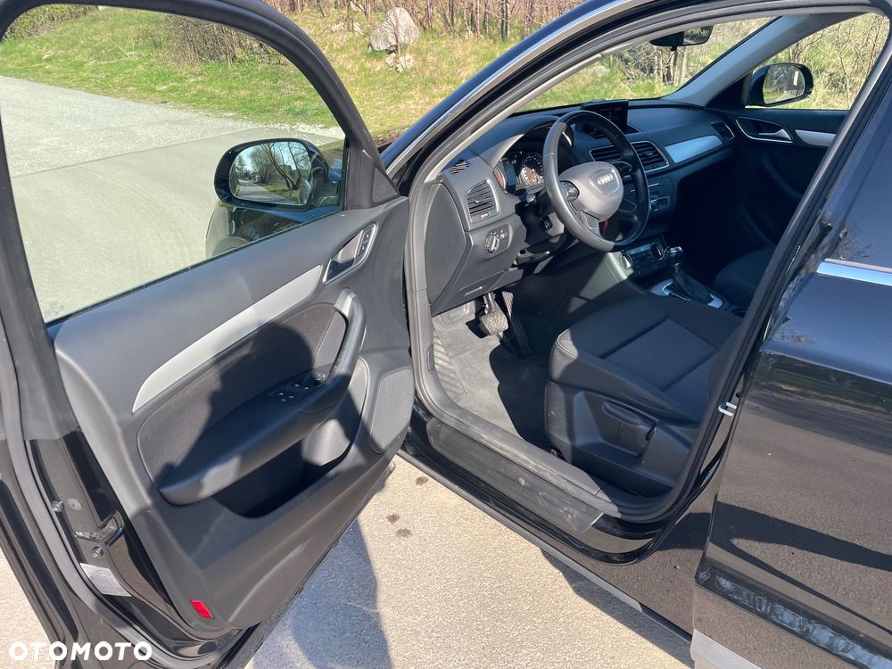 Audi Q3 2.0 TDI S tronic design - 9