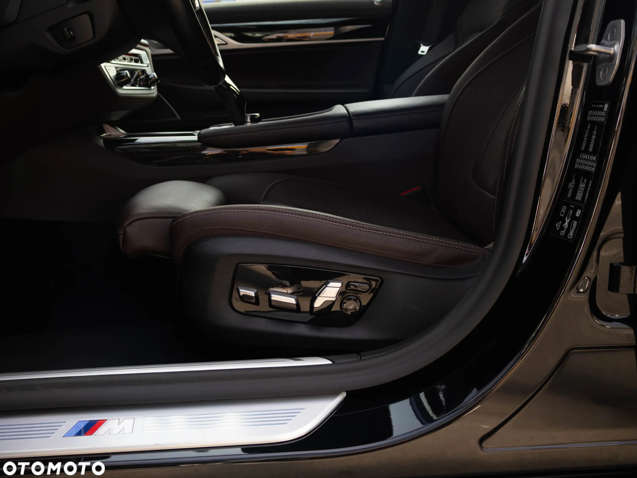 BMW Seria 7 730d xDrive mHEV sport - 23