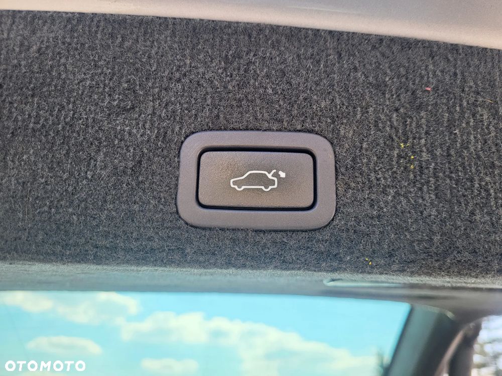 Volvo XC 60 D4 Drive-E Momentum - 33