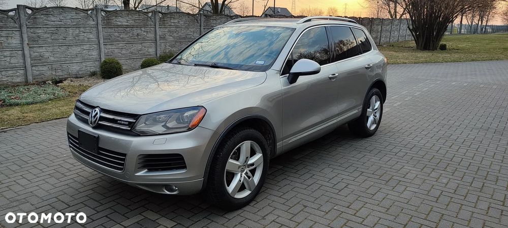 Volkswagen Touareg - 2