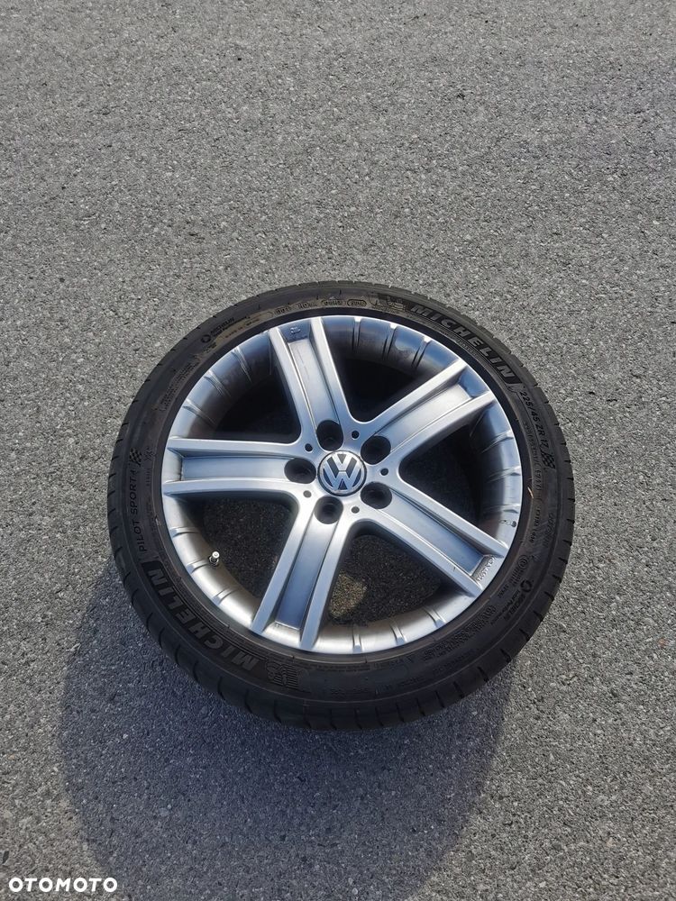 Volkswagen Passat CC - 9