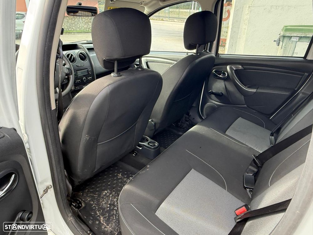 Dacia Duster 1.5 dCi SL Urban Explorer 4WD - 9