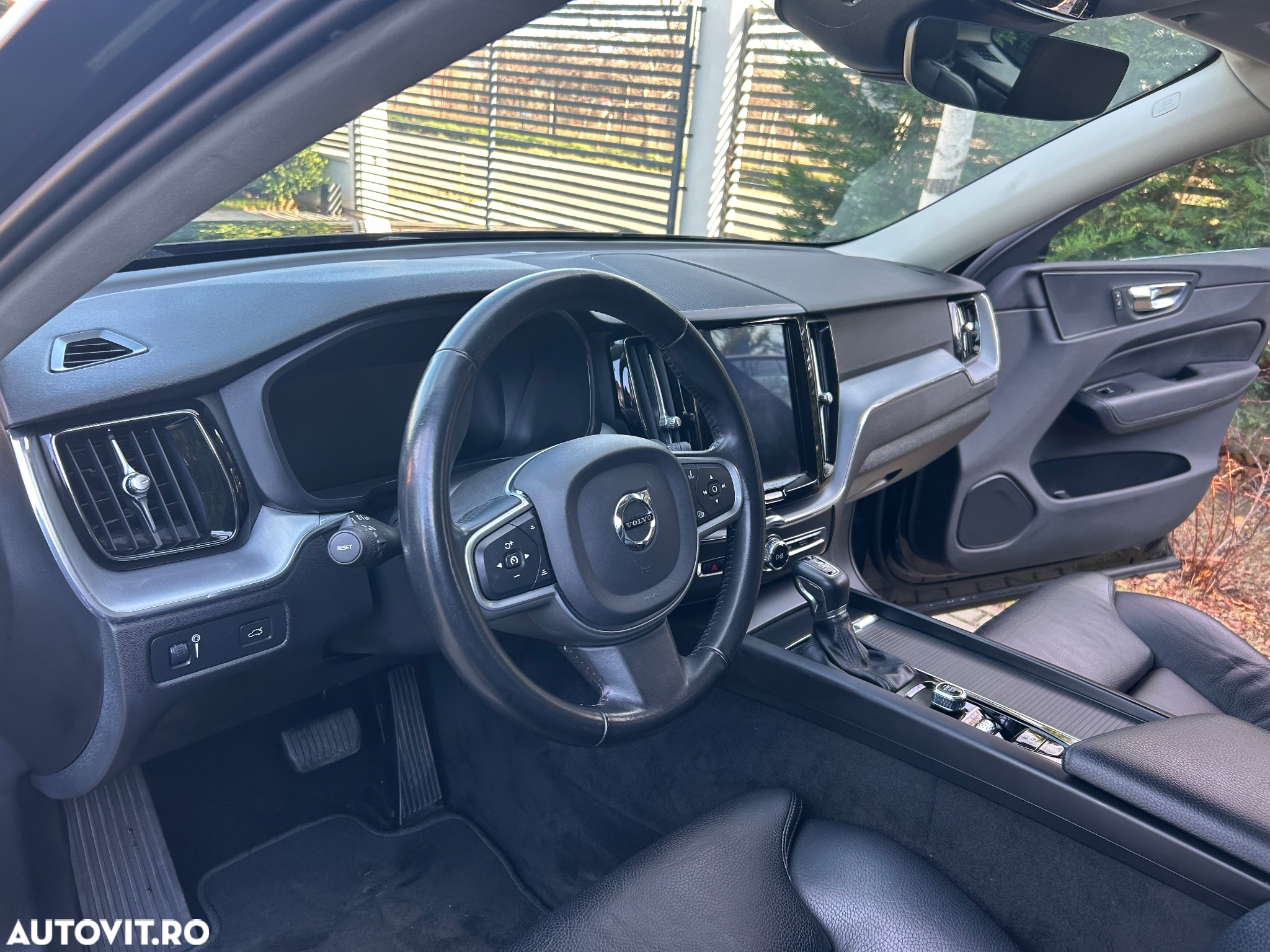 Volvo XC 60 - 25