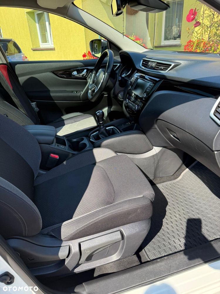 Nissan Qashqai 1.3 DIG-T Visia - 20