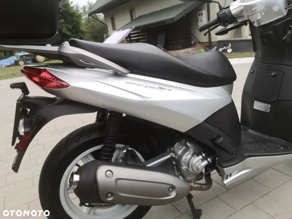 Aprilia Sportcity - 7