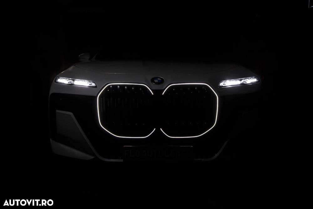 BMW Seria 7 740d xDrive MHEV - 7