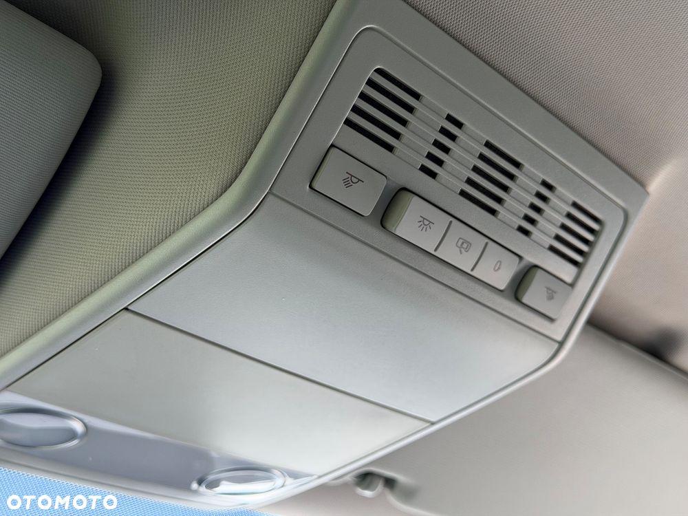 Volkswagen Transporter L2H1 - 18