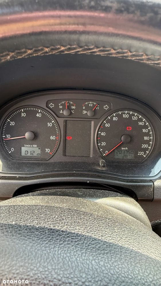 Volkswagen Polo 1.4 16V Sportline - 10