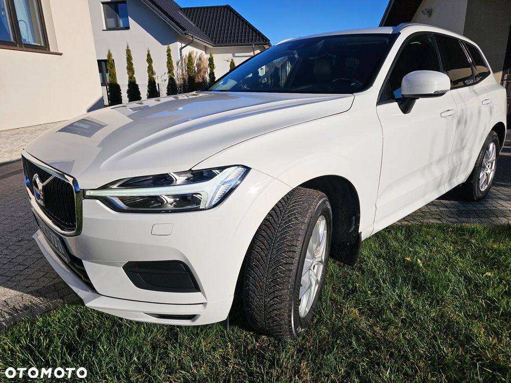 Volvo XC 60 D3 Momentum Pro - 2