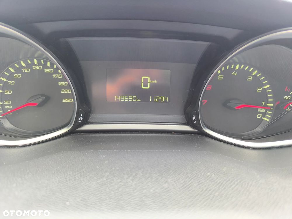 Peugeot 308 1.2 PureTech Style S&S - 14