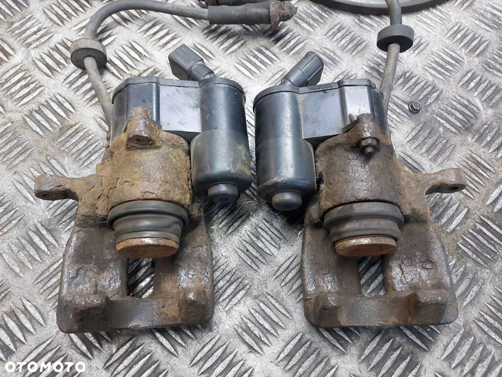 TARCZE HAMULCOWE TYŁ + ZACISKI AUDI A6 C6 - 3