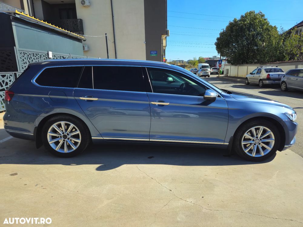 Volkswagen Passat 2.0 TDI DSG Highline - 23