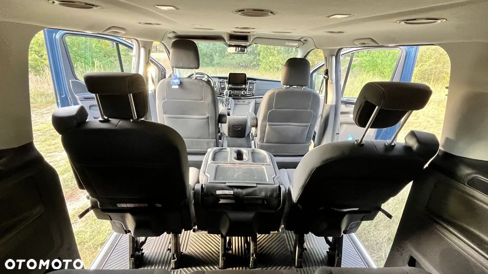 Ford Tourneo Custom - 18