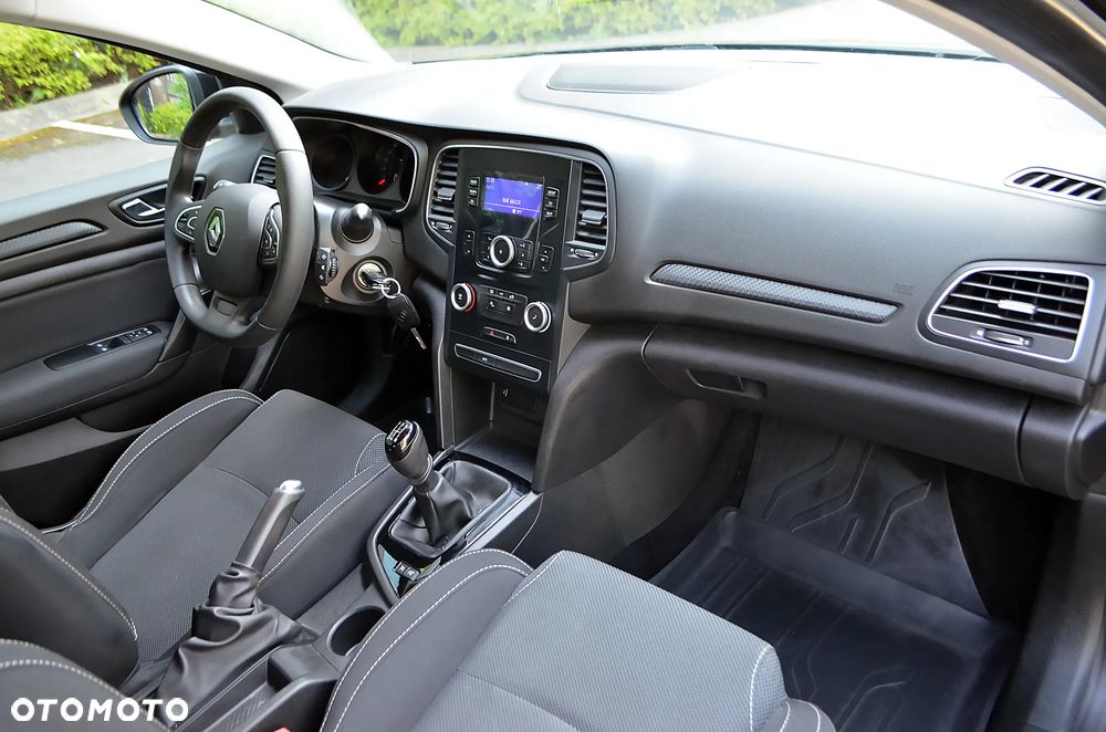 Renault Megane 1.6 SCe Business - 13