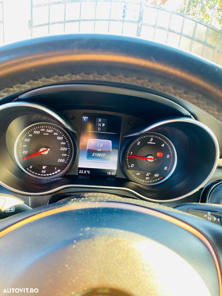 Mercedes-Benz GLC 220 d 4MATIC 9G-TRONIC - 13