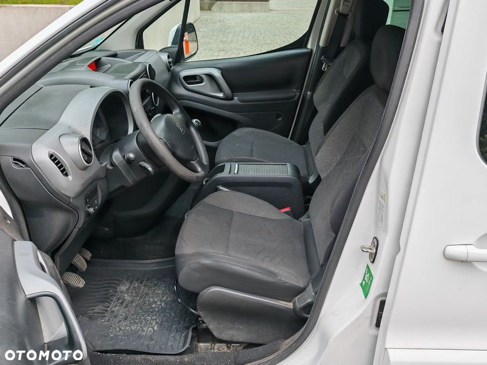 Peugeot Partner - 13
