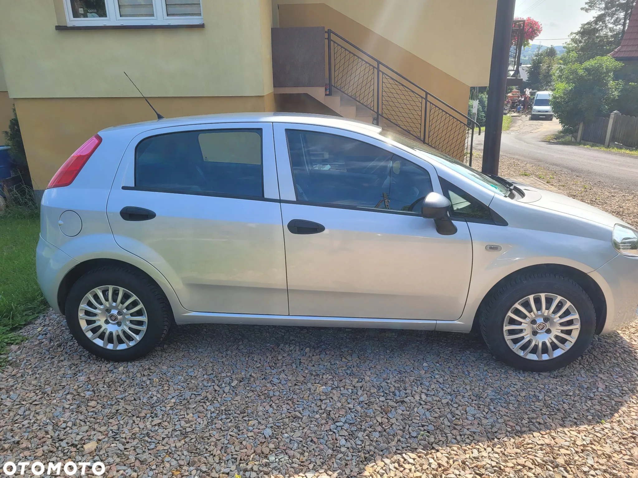 Fiat Grande Punto - 12