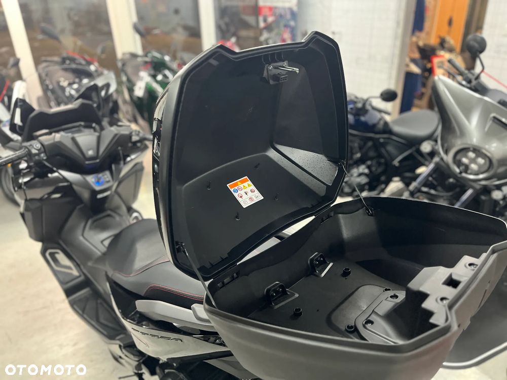Honda NSS - 20